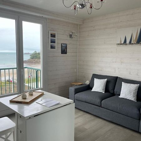 Studio Centre Belle Vue Mer Динард Екстериор снимка